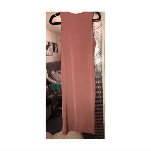 NEW- BLUSH MIDI DRESS - Picture 6 of 6